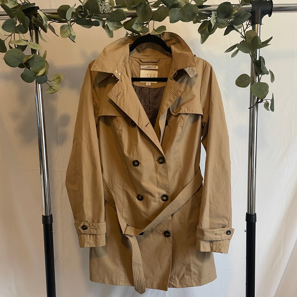 Trench Coat Tan Size M